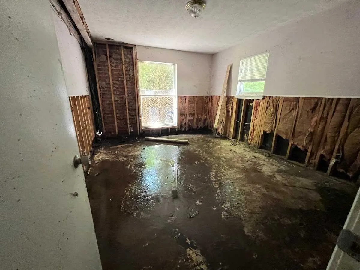 Water Damage Restoration services in Emporia, KS